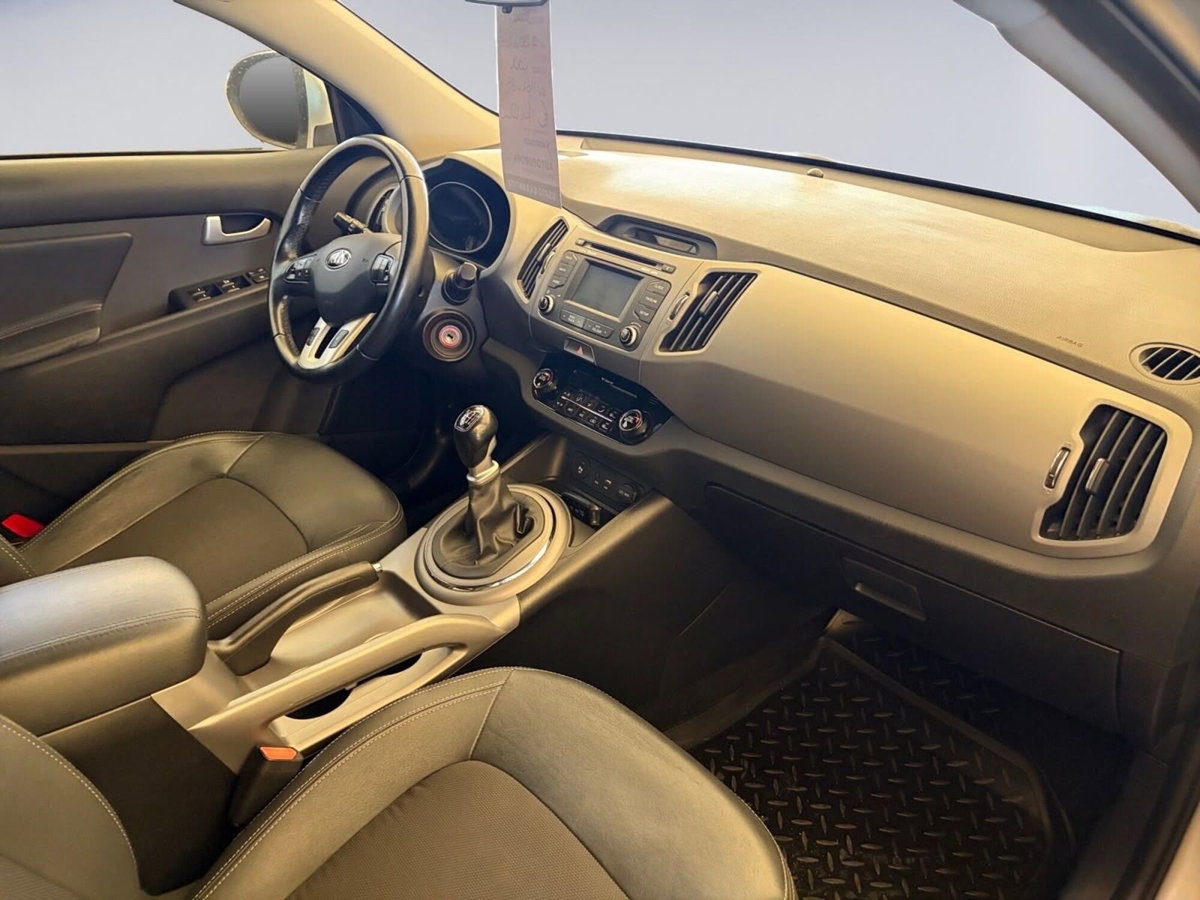 Kia Sportage 1.7 CRDI 2WD Cool (6)