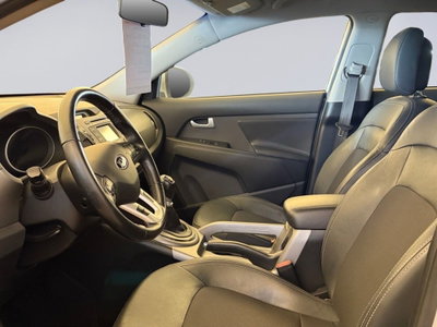 Kia Sportage 1.7 CRDI 2WD Cool (9)