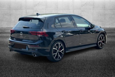 Volkswagen Golf 2.0 TSI GTI DSG (2)