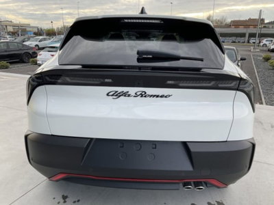 Alfa Romeo Junior 1.2 ibrida Q4 Sprint 145cv edct6 (7)