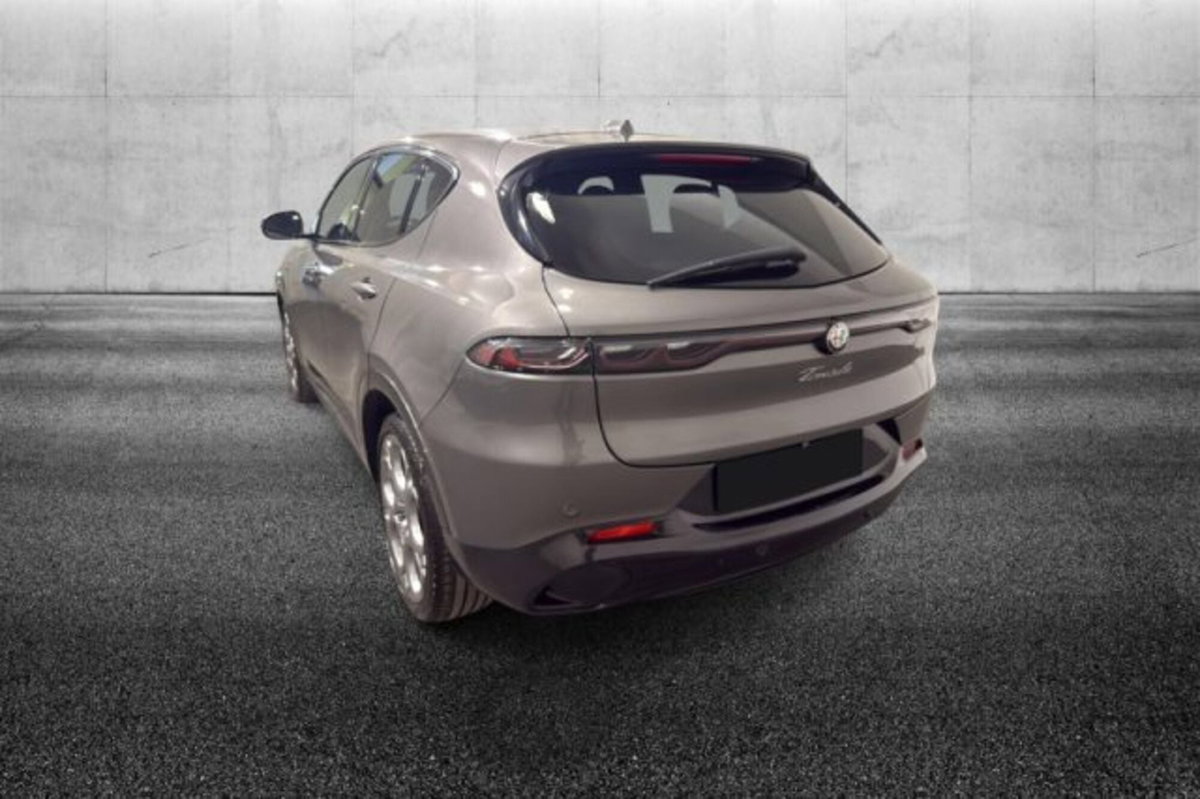 Alfa Romeo Tonale 1.5 hybrid Veloce 160cv tct7 (3)