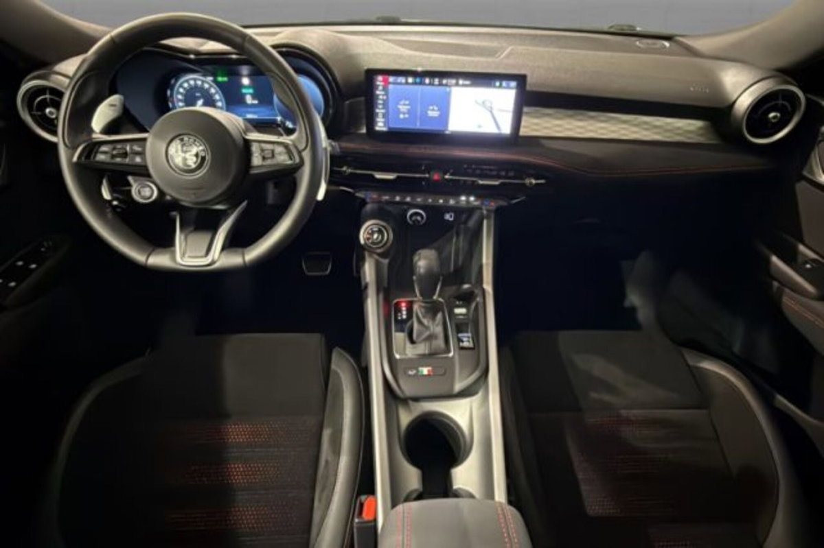 Alfa Romeo Tonale 1.5 hybrid Veloce 160cv tct7 (6)