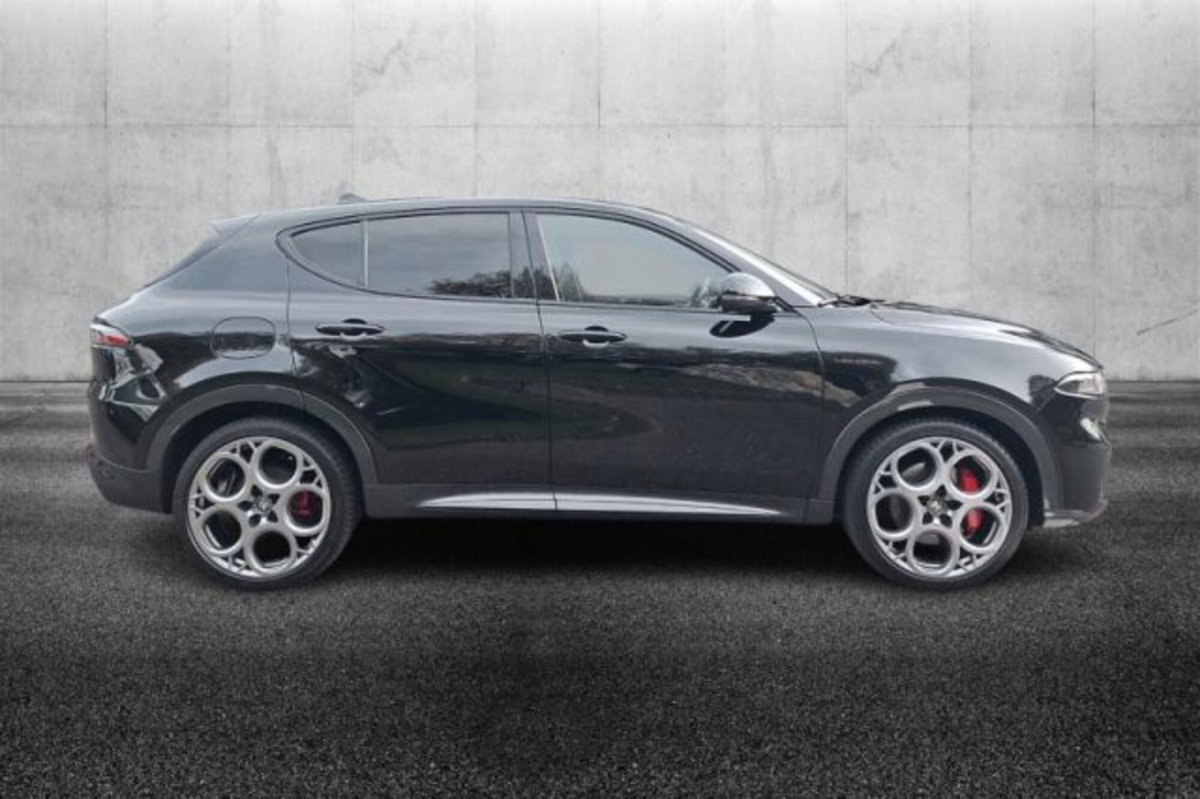 Alfa Romeo Tonale 1.5 hybrid Veloce 160cv tct7 (4)