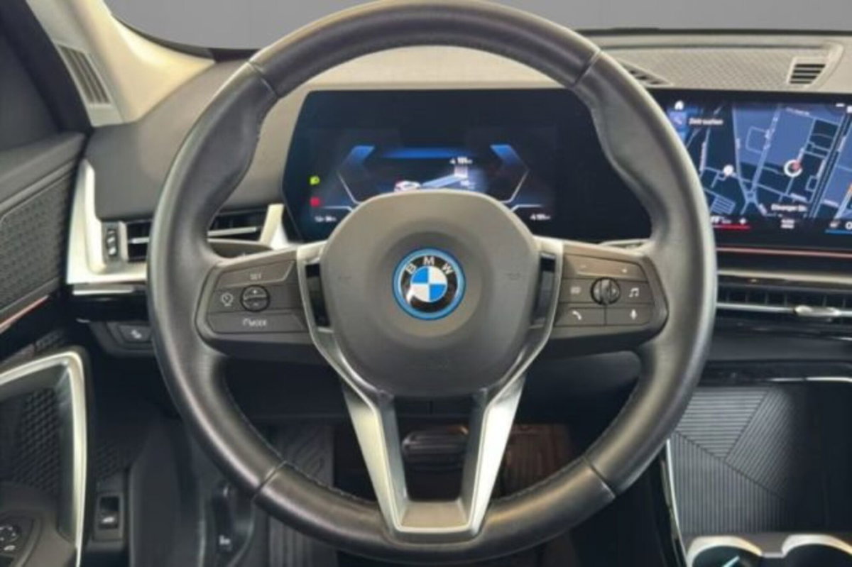 BMW iX1 xdrive 30 MSport (7)