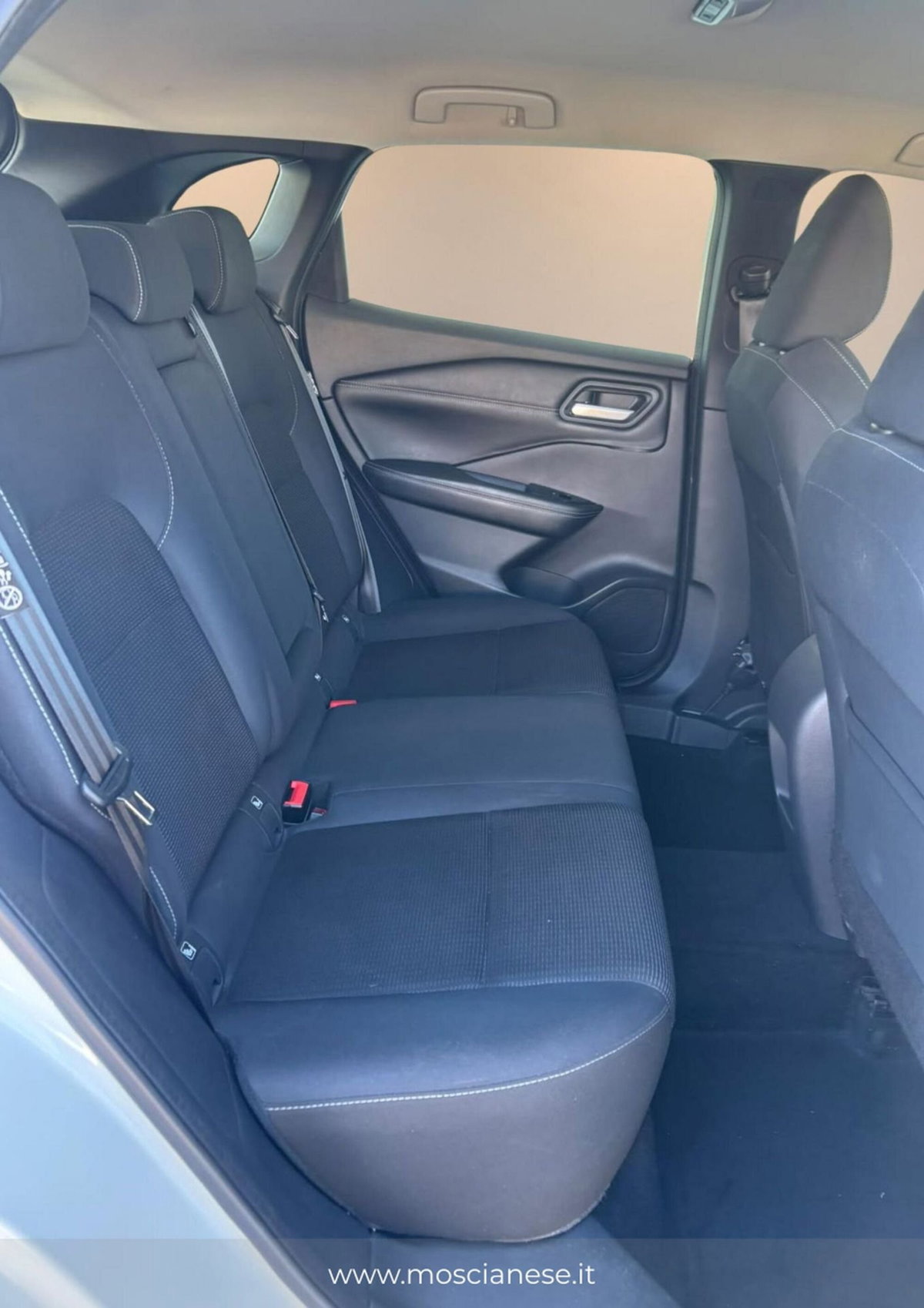 Nissan Qashqai 1.3 mhev Business 2wd 158cv xtronic (13)