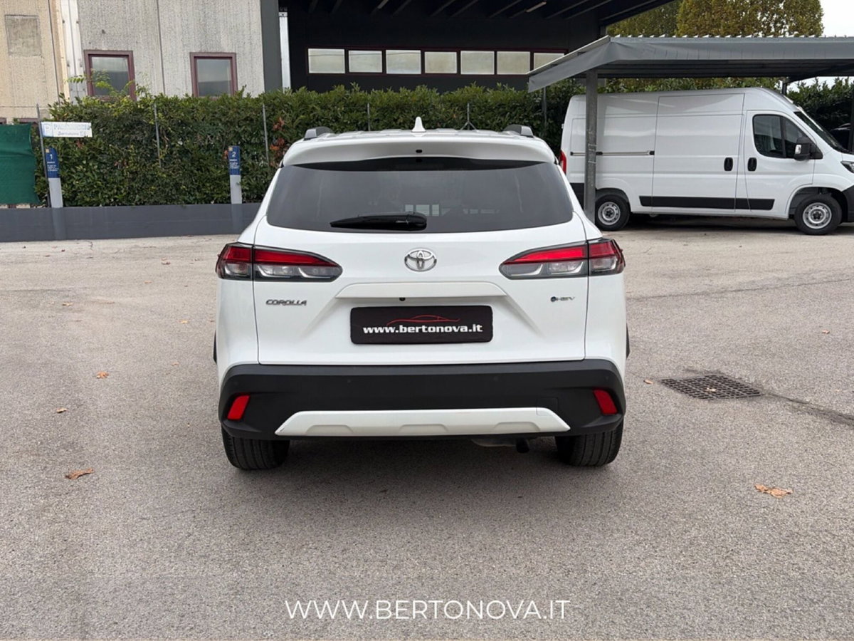 Toyota Corolla Cross 1.8h Corolla fwd 140cv e-cvt (4)