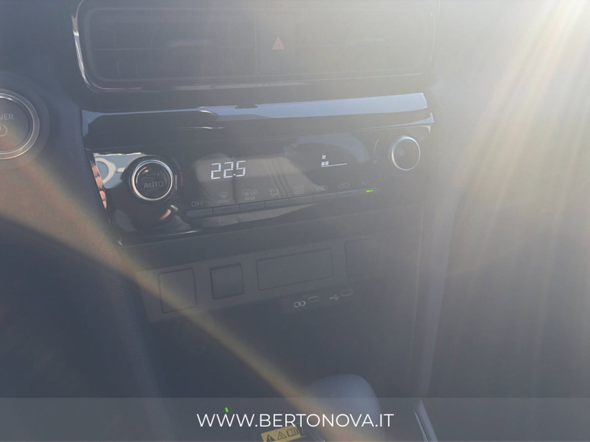 Toyota Yaris Cross 1.5h GR Sport Black Sky fwd 116cv e-cvt (10)