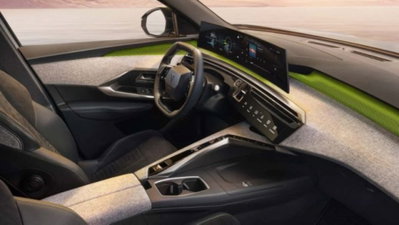 Peugeot 5008 1.6 phev GT Exclusive 225cv (195) 7p.ti e-dcs7 nuova