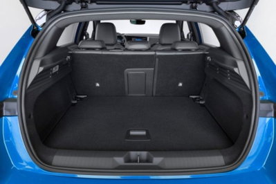Opel Astra Station Wagon Sports 1.6 phev Edition 195cv edct (8)