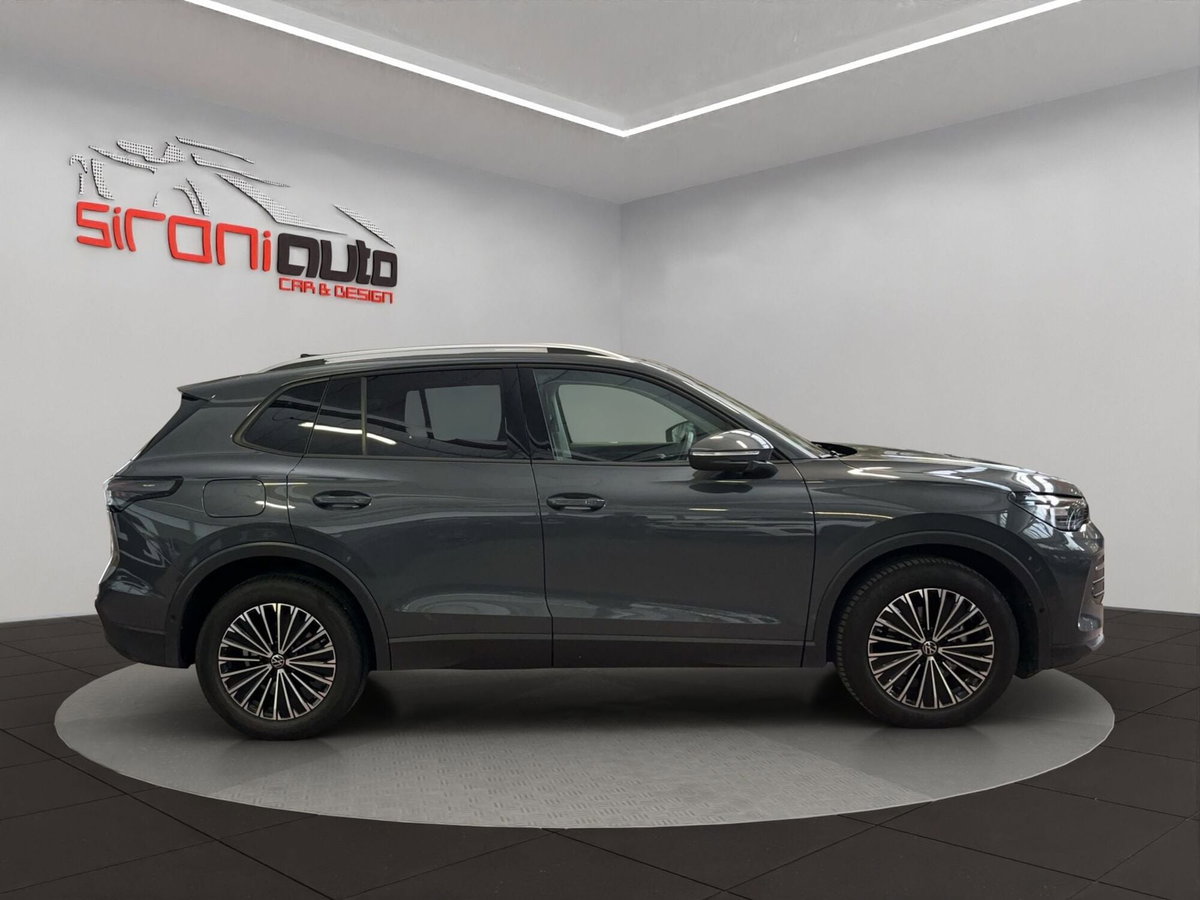 Volkswagen Tiguan 1.5 etsi Edition 150cv dsg (10)