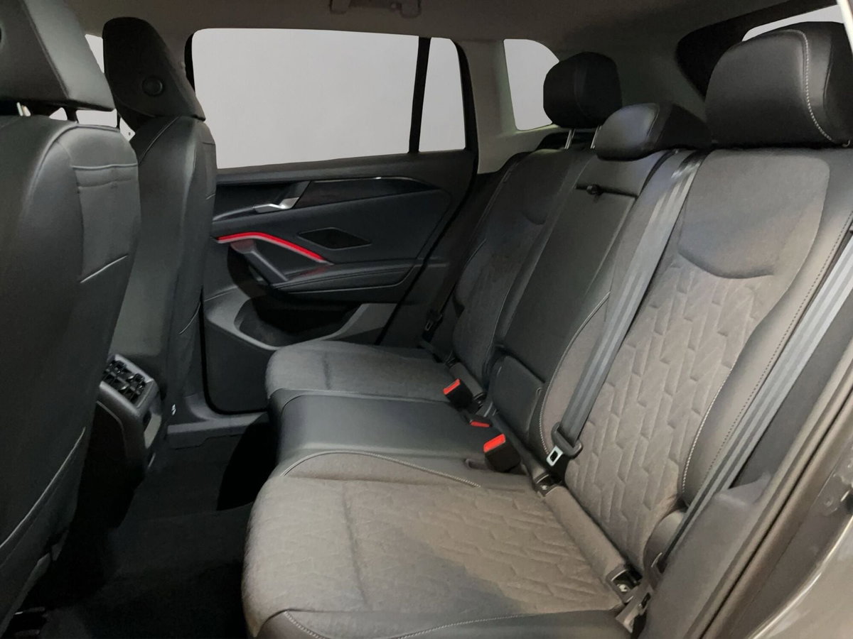 Volkswagen Tiguan 1.5 etsi Edition 150cv dsg (13)