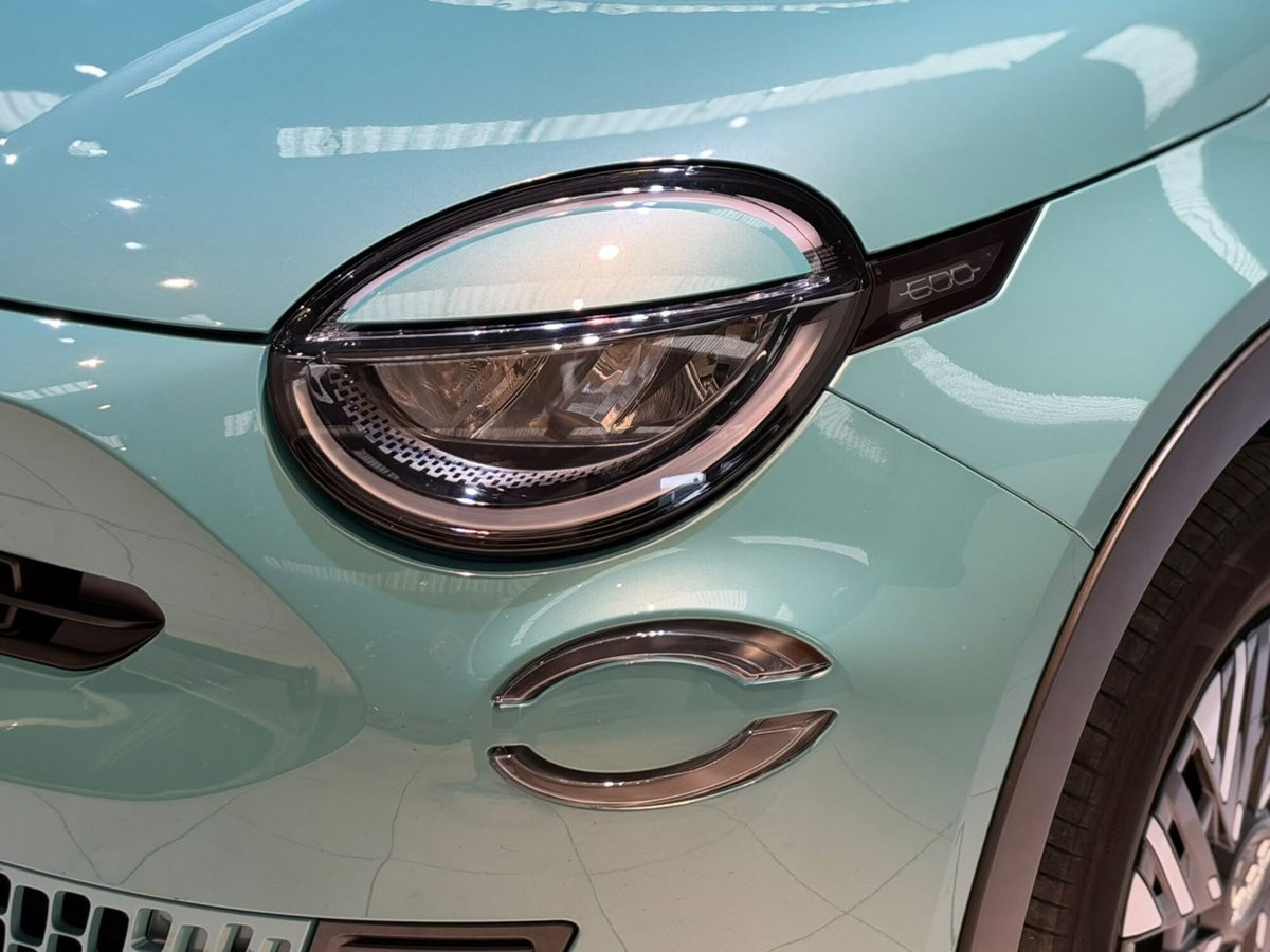 Fiat 600 1.2 hybrid 110cv auto (18)