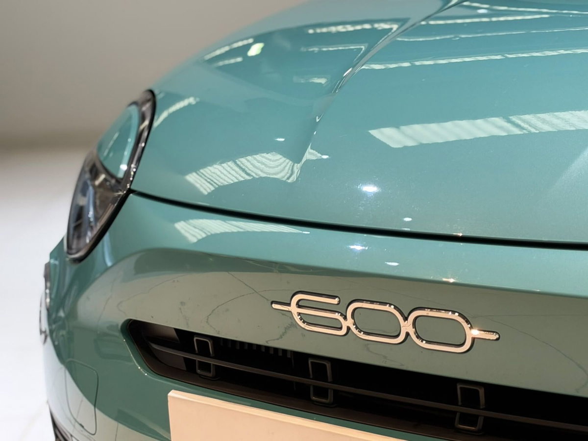 Fiat 600 1.2 hybrid 110cv auto (19)