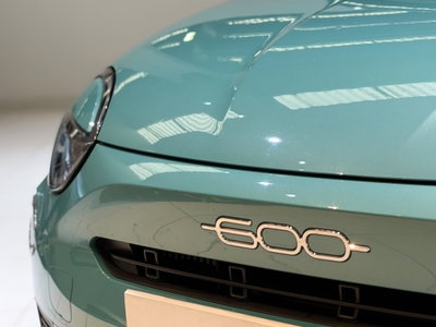 Fiat 600 1.2 hybrid 110cv auto (19)