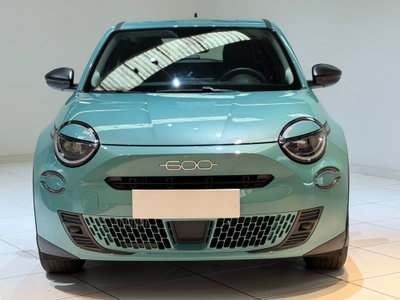 Fiat 600 1.2 hybrid 110cv auto (2)