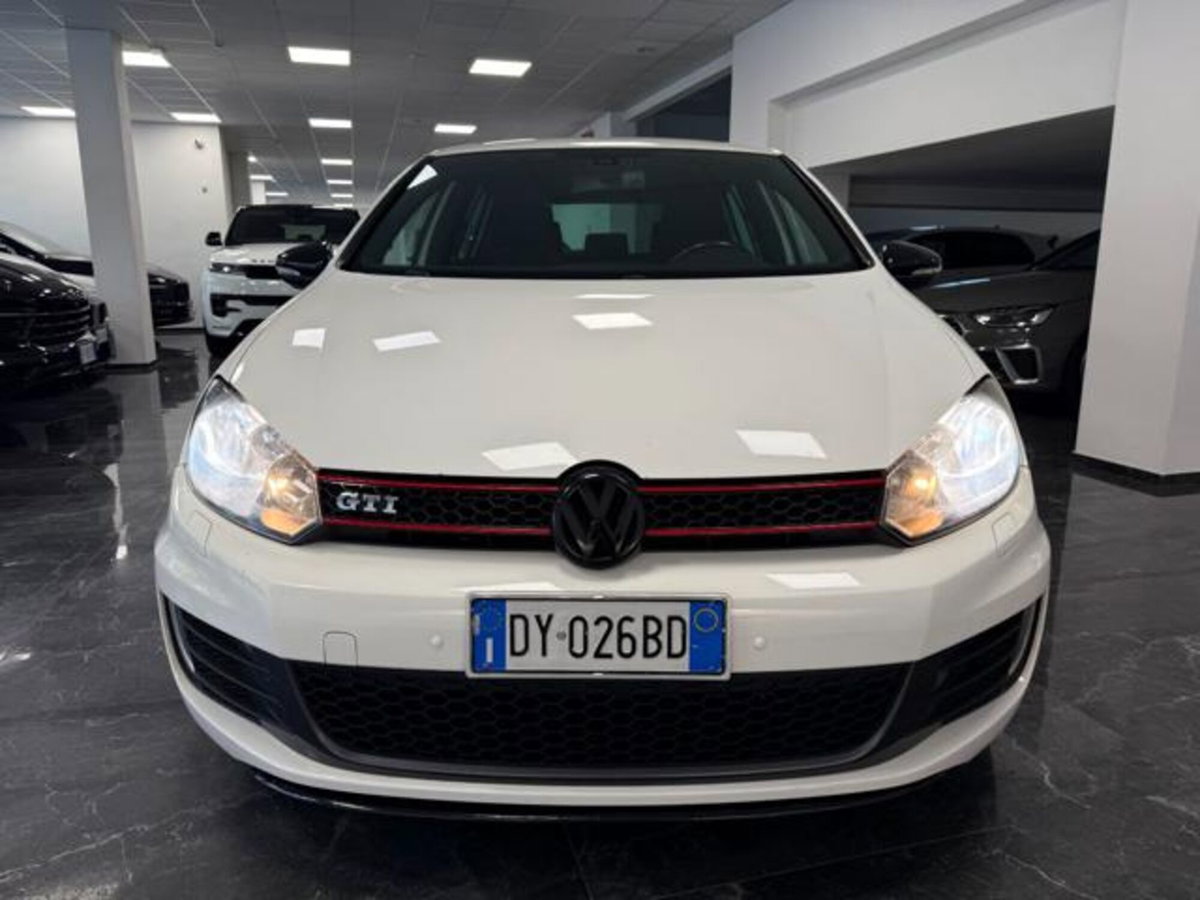Volkswagen Golf 2.0 tsi GTI MT Ultimate 245cv (12)