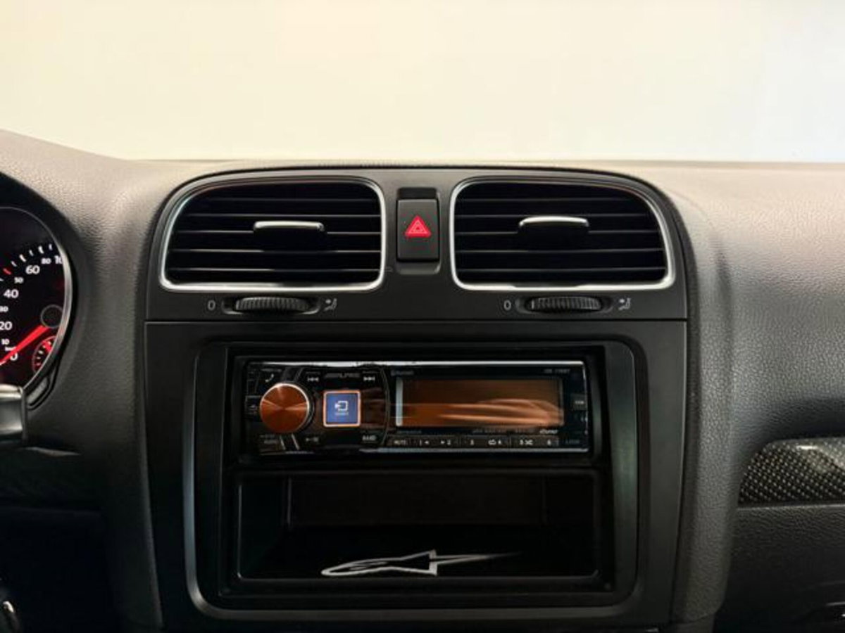 Volkswagen Golf 2.0 tsi GTI MT Ultimate 245cv (17)