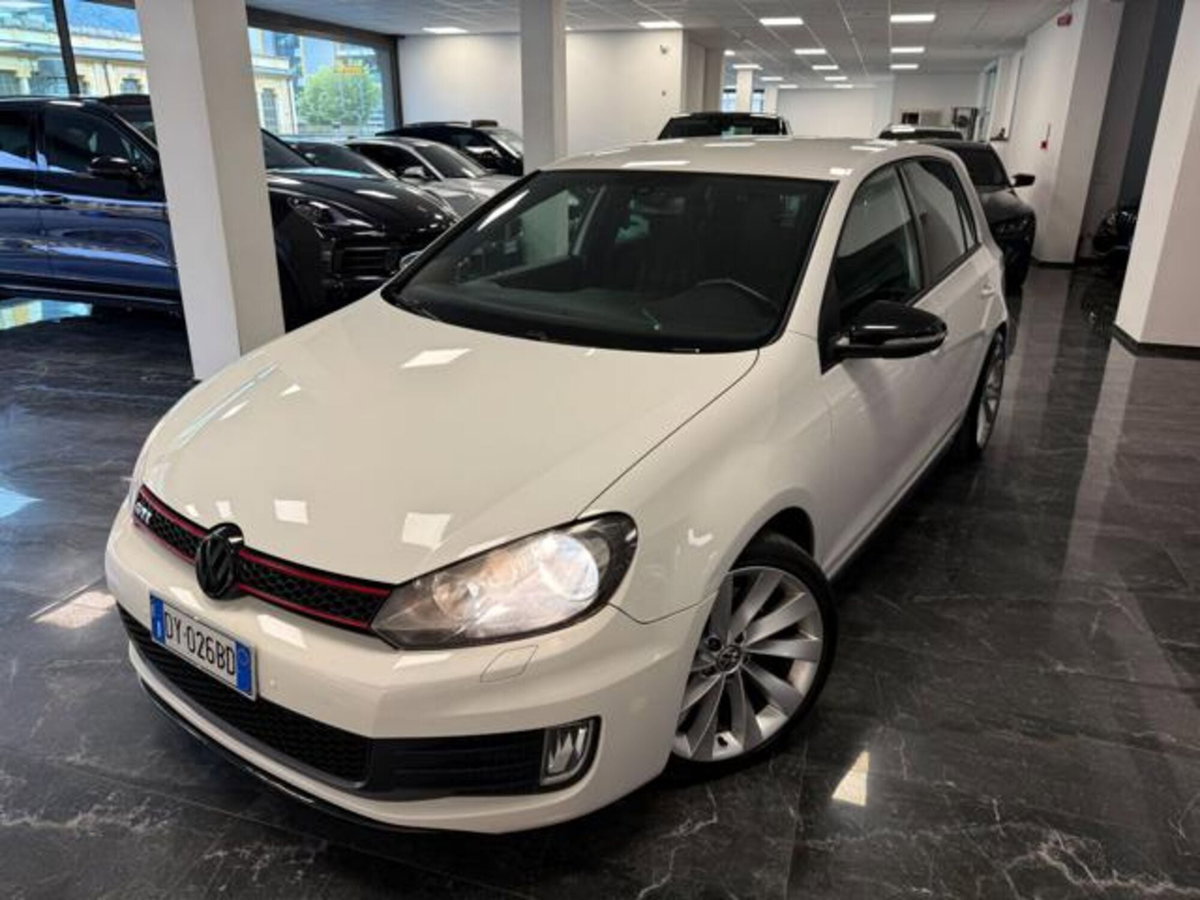 Volkswagen Golf 2.0 tsi GTI MT Ultimate 245cv (3)