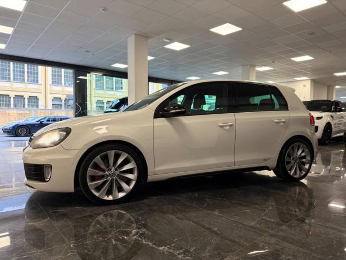 Volkswagen Golf 2.0 tsi GTI MT Ultimate 245cv (5)