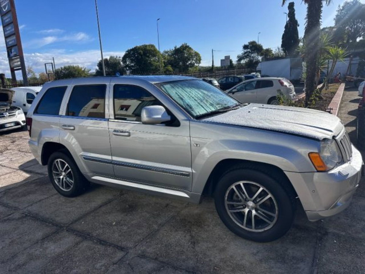 Jeep Grand Cherokee 3.0 CRD DPF Overland (2)