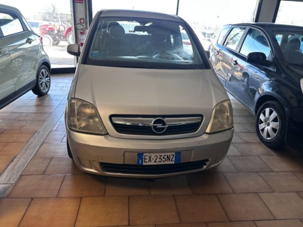 Opel Meriva 1.7 CDTI 101CV Cosmo (4)