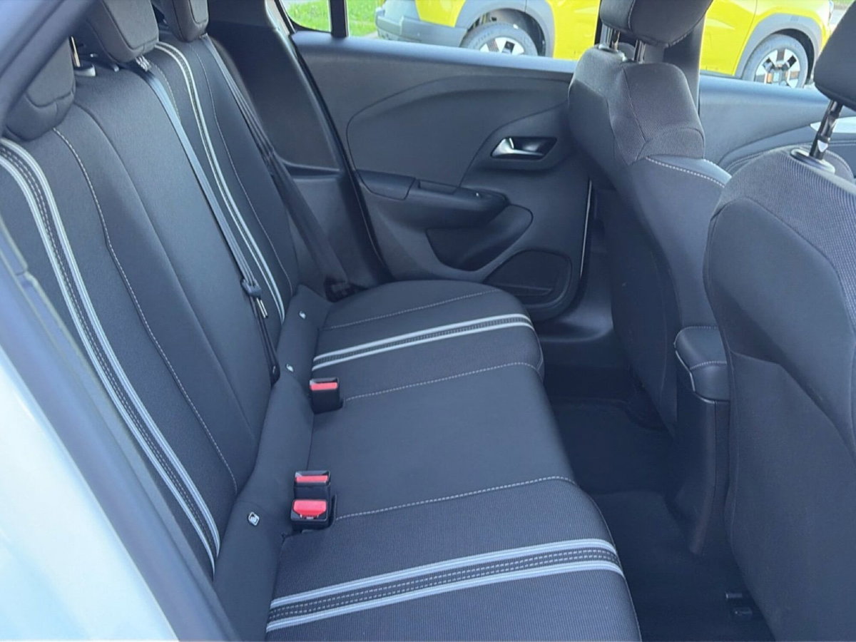 Opel Corsa 1.2 100 CV GS Line + (12)