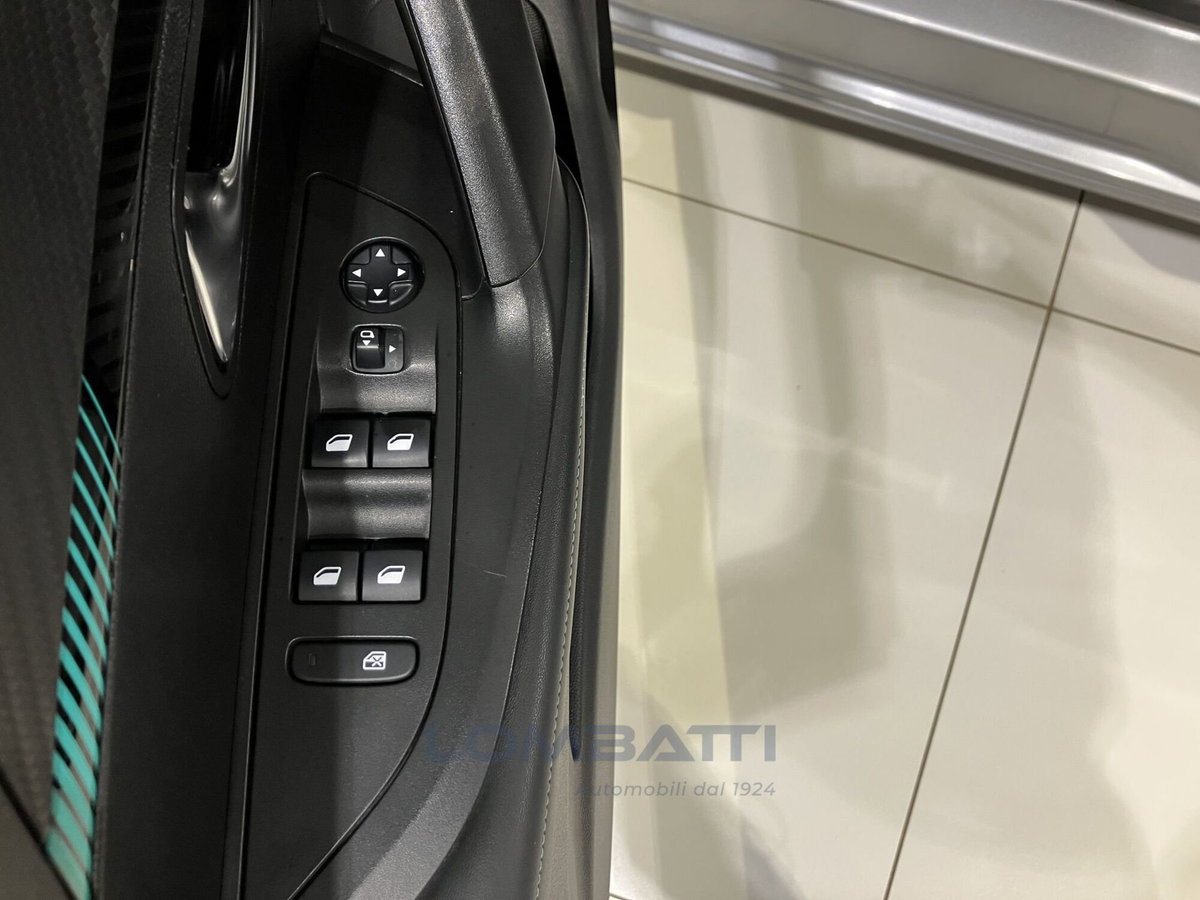 Peugeot 2008 BlueHDi 110 S&S Allure Pack (15)