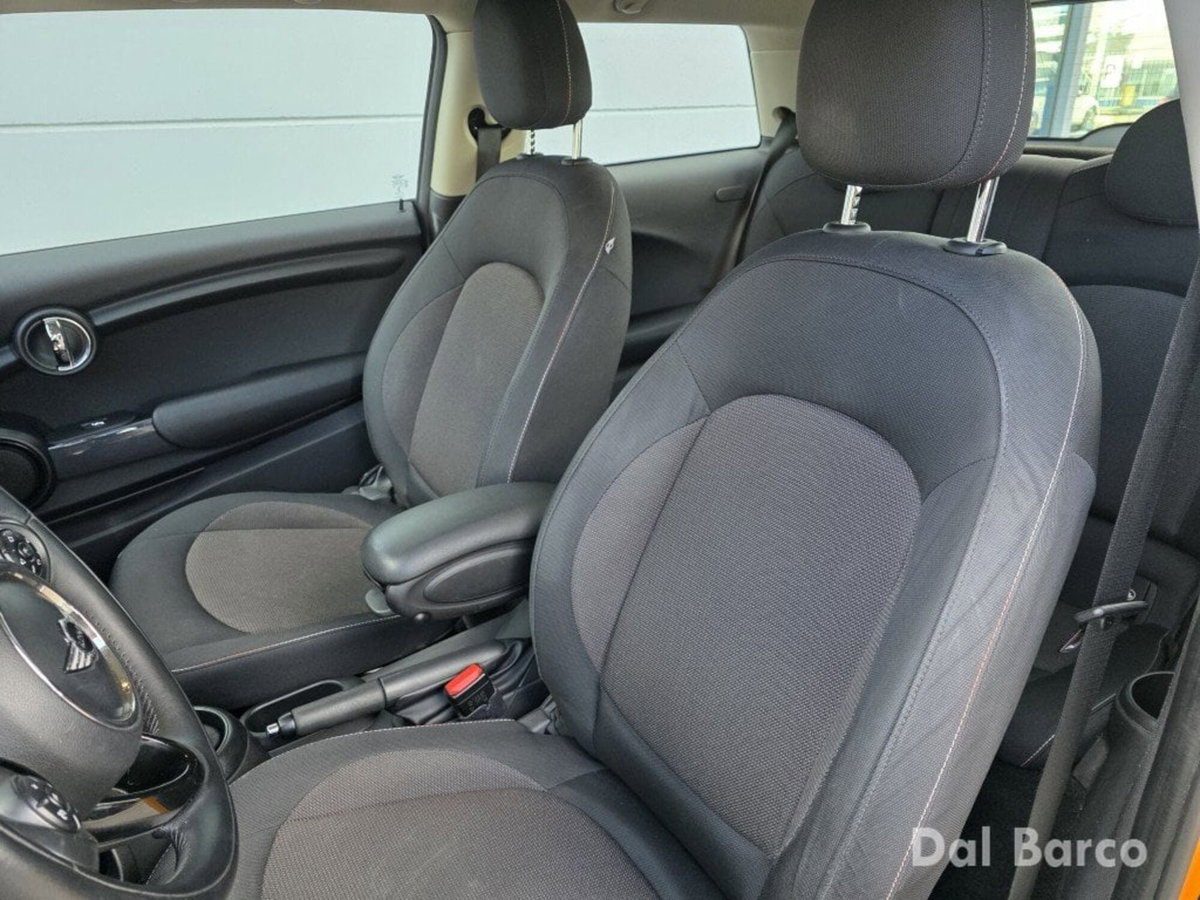 MINI Mini 1.5 Cooper Resolute (11)