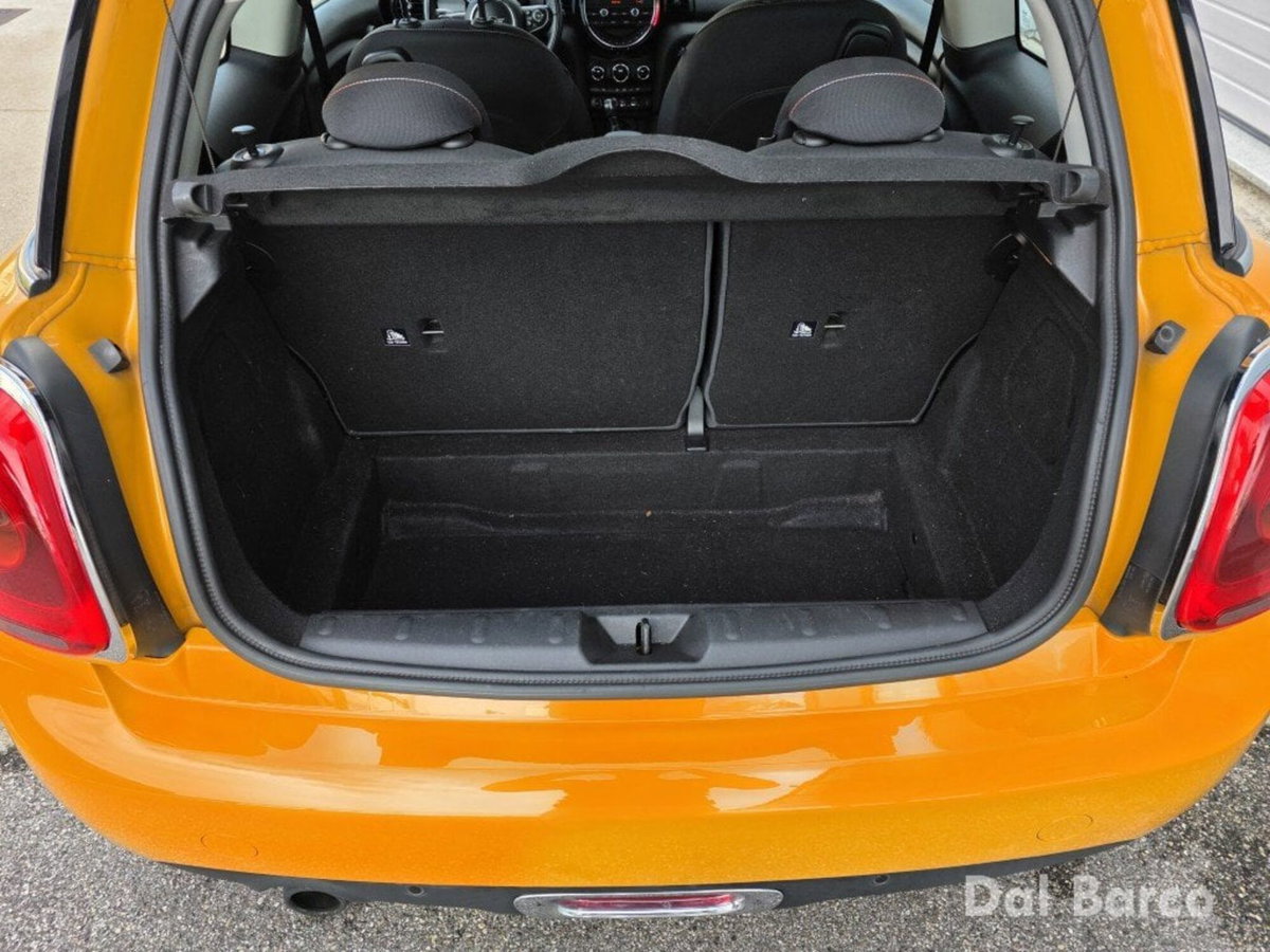 MINI Mini 1.5 Cooper Resolute (19)