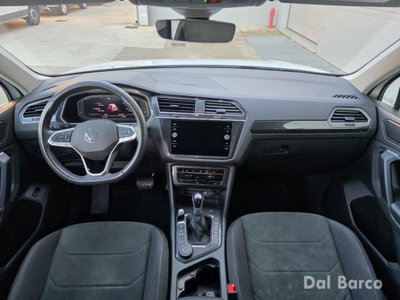 Volkswagen Tiguan 2.0 TDI 150 CV SCR DSG 4MOTION Elegance (18)