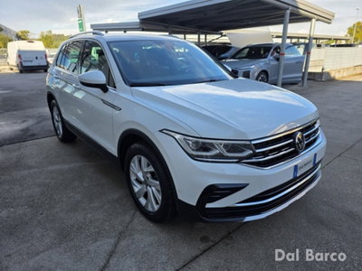 Volkswagen Tiguan 2.0 TDI 150 CV SCR DSG 4MOTION Elegance (3)