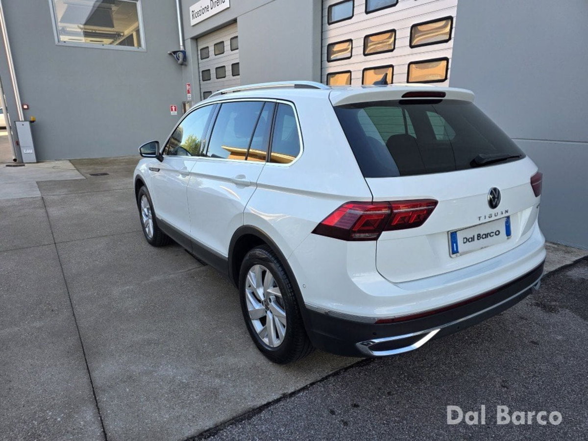Volkswagen Tiguan 2.0 TDI 150 CV SCR DSG 4MOTION Elegance (5)