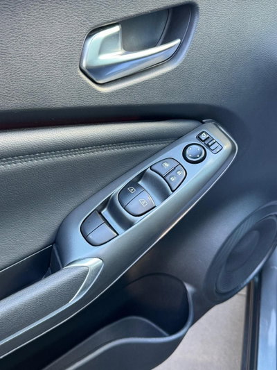 Nissan Juke 1.0 dig-t N-Connecta 114cv (15)