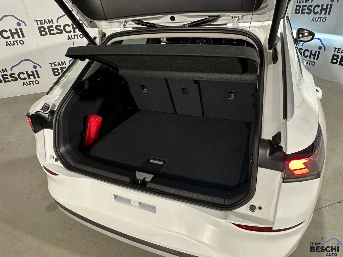 Volkswagen T-Roc 1.5 etsi Style 150cv dsg (19)