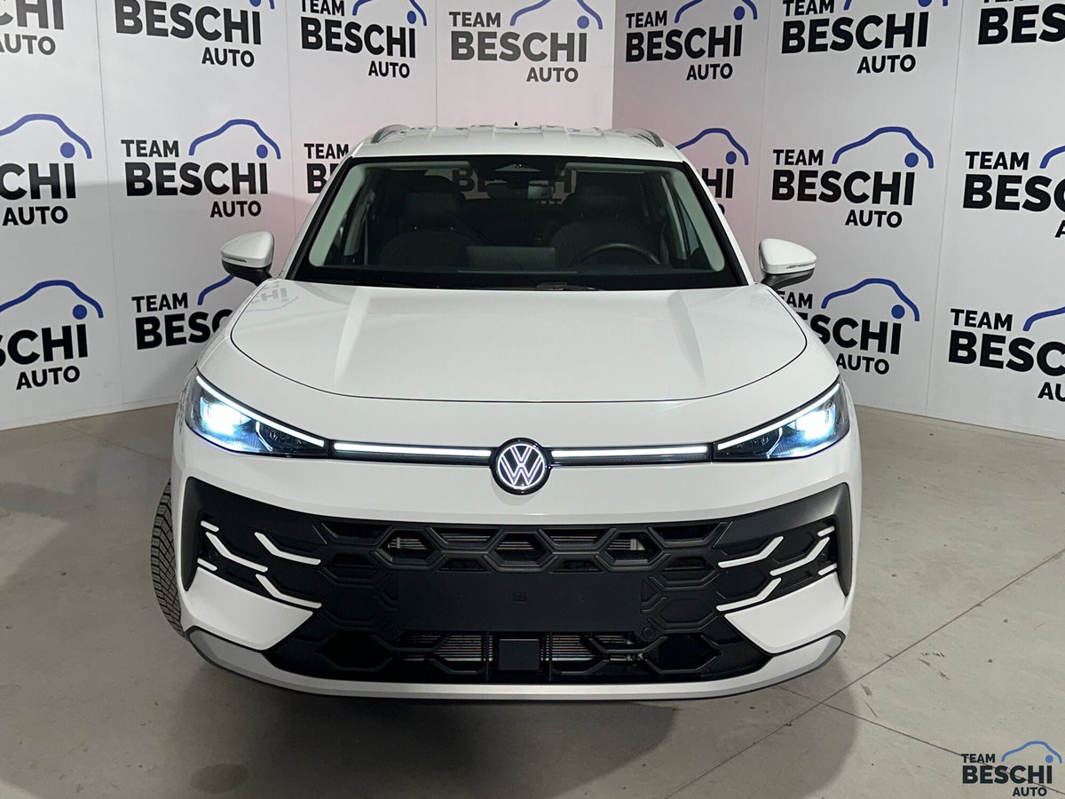 Volkswagen T-Roc 1.5 etsi Style 150cv dsg (2)