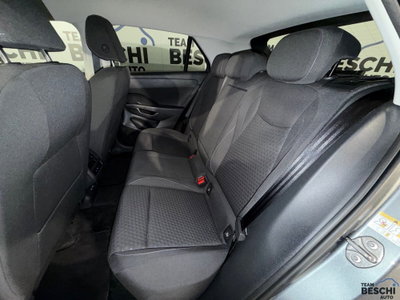 Volkswagen T-Roc 1.5 etsi Life 115cv dsg (8)
