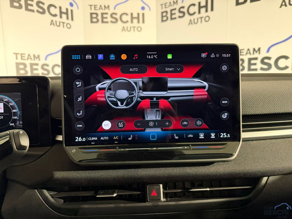 Volkswagen T-Roc 1.5 etsi Life 115cv dsg (17)