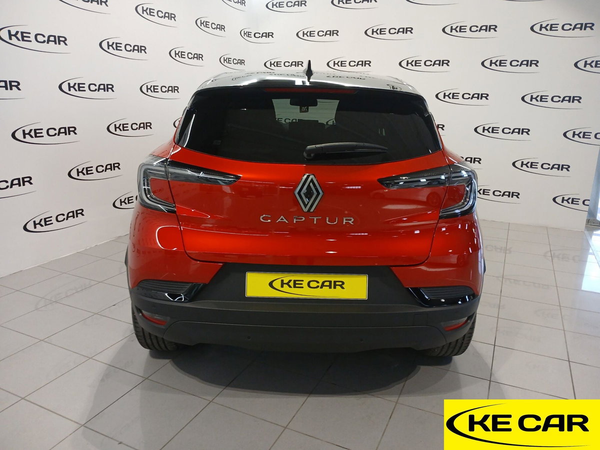 Renault Captur 1.2 eco-g Techno 120cv (6)