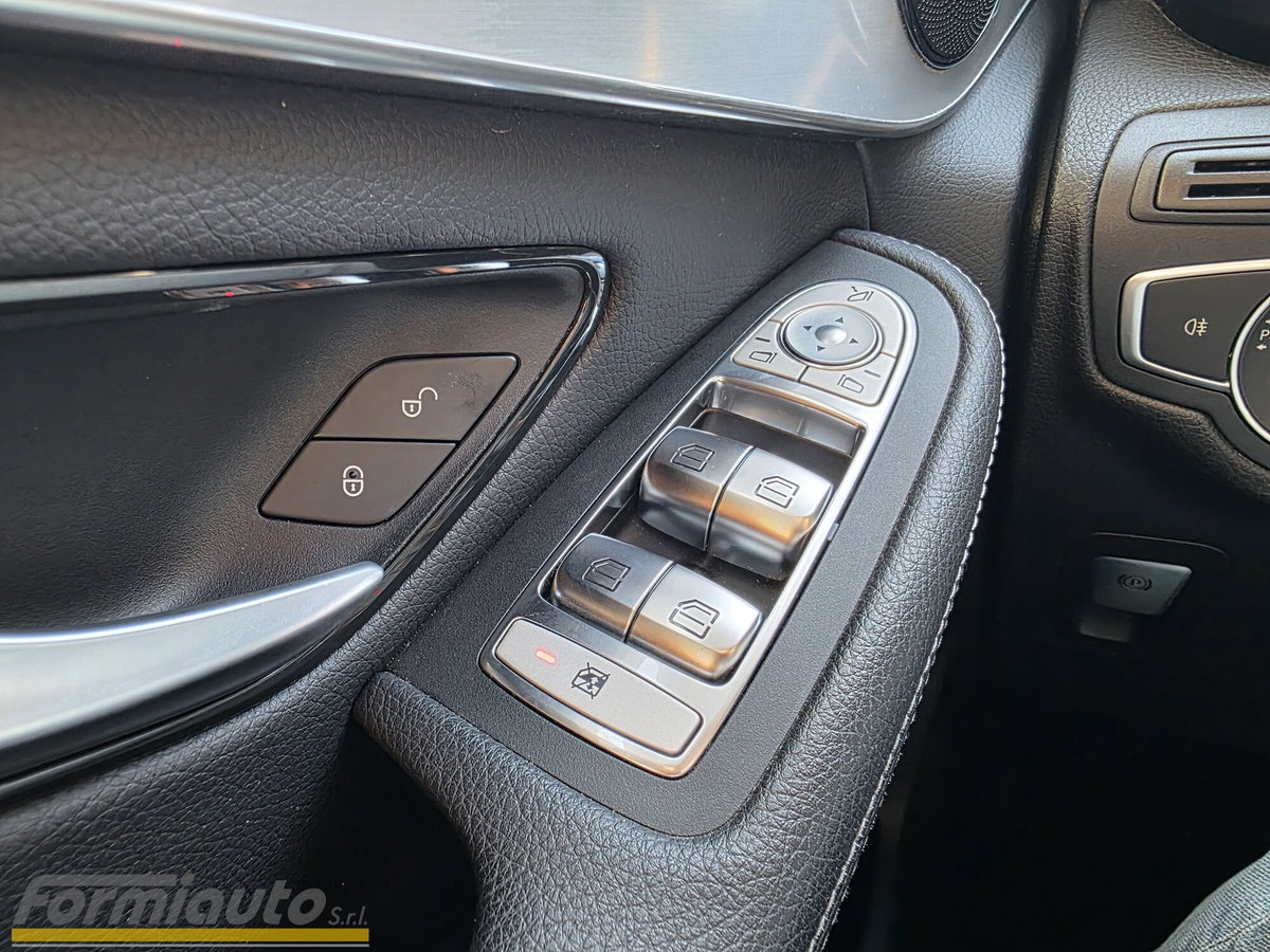 Mercedes-Benz GLC SUV 300 d 4Matic Premium Plus (18)