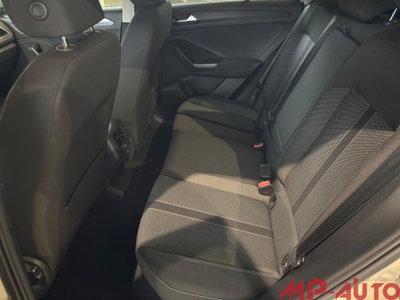 Volkswagen T-Roc 1.0 TSI Life (11)