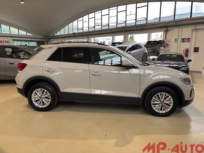 Volkswagen T-Roc 1.0 TSI Life (4)