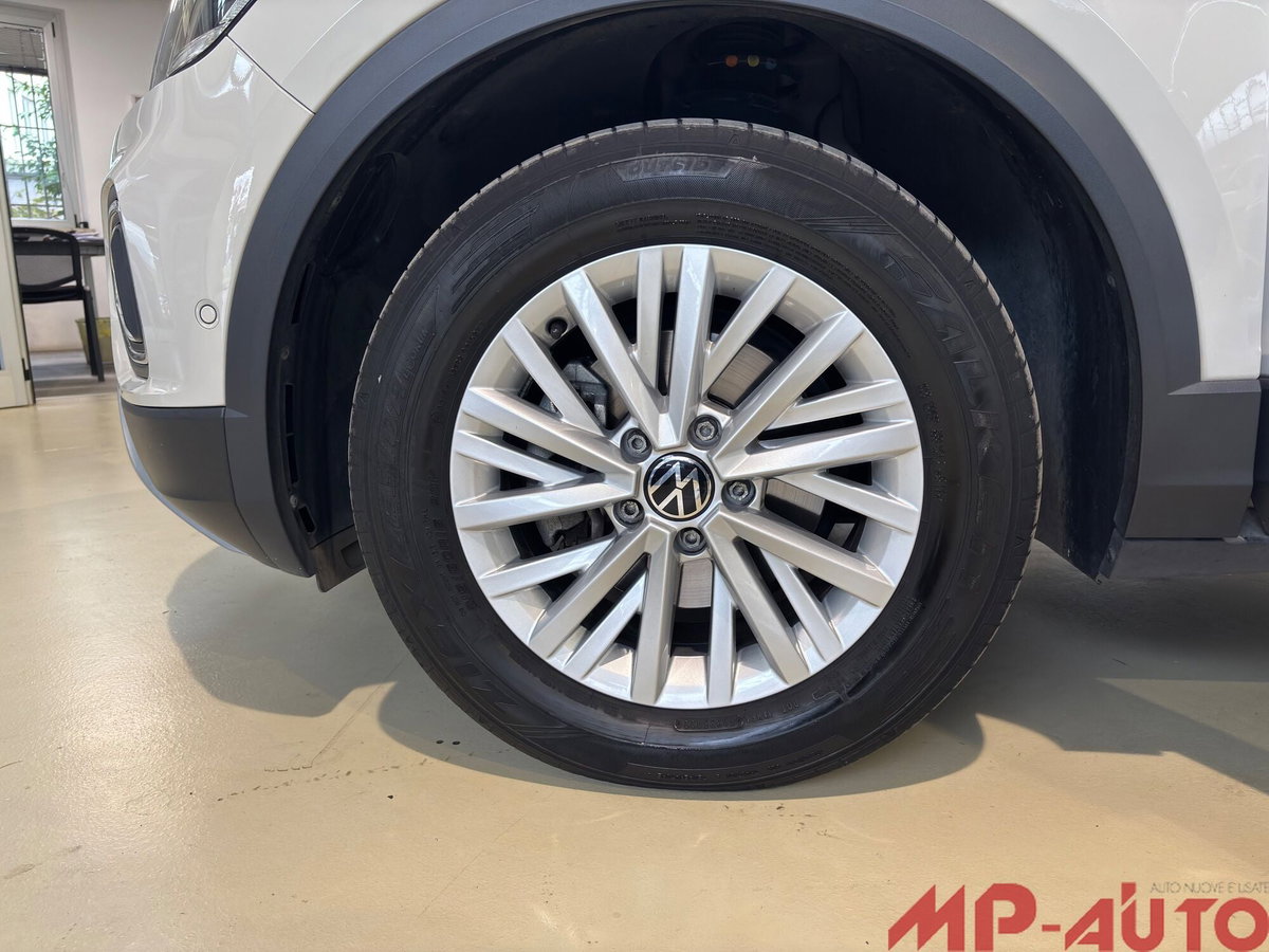 Volkswagen T-Roc 1.0 TSI Life (8)