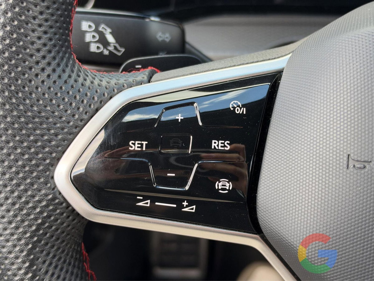 Volkswagen Golf 2.0 TSI GTI DSG (16)