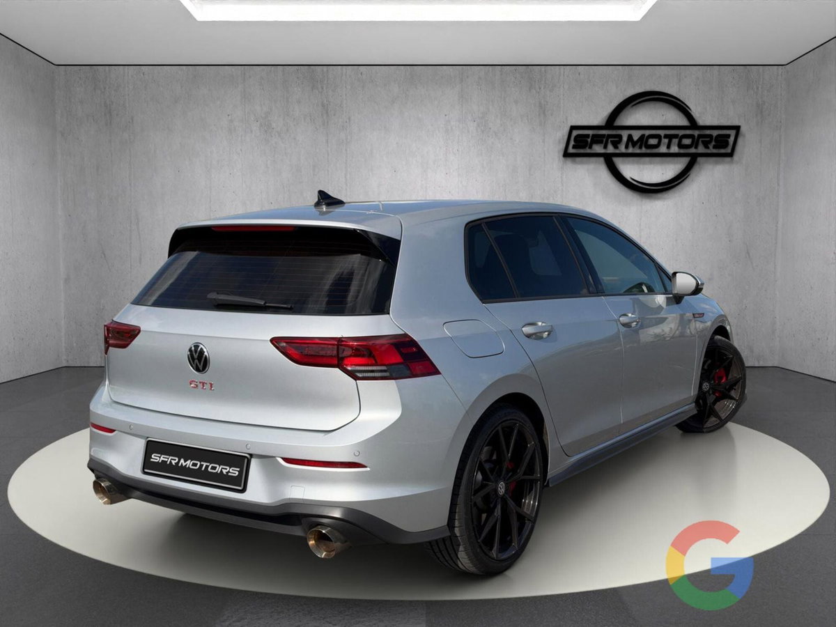 Volkswagen Golf 2.0 TSI GTI DSG (4)
