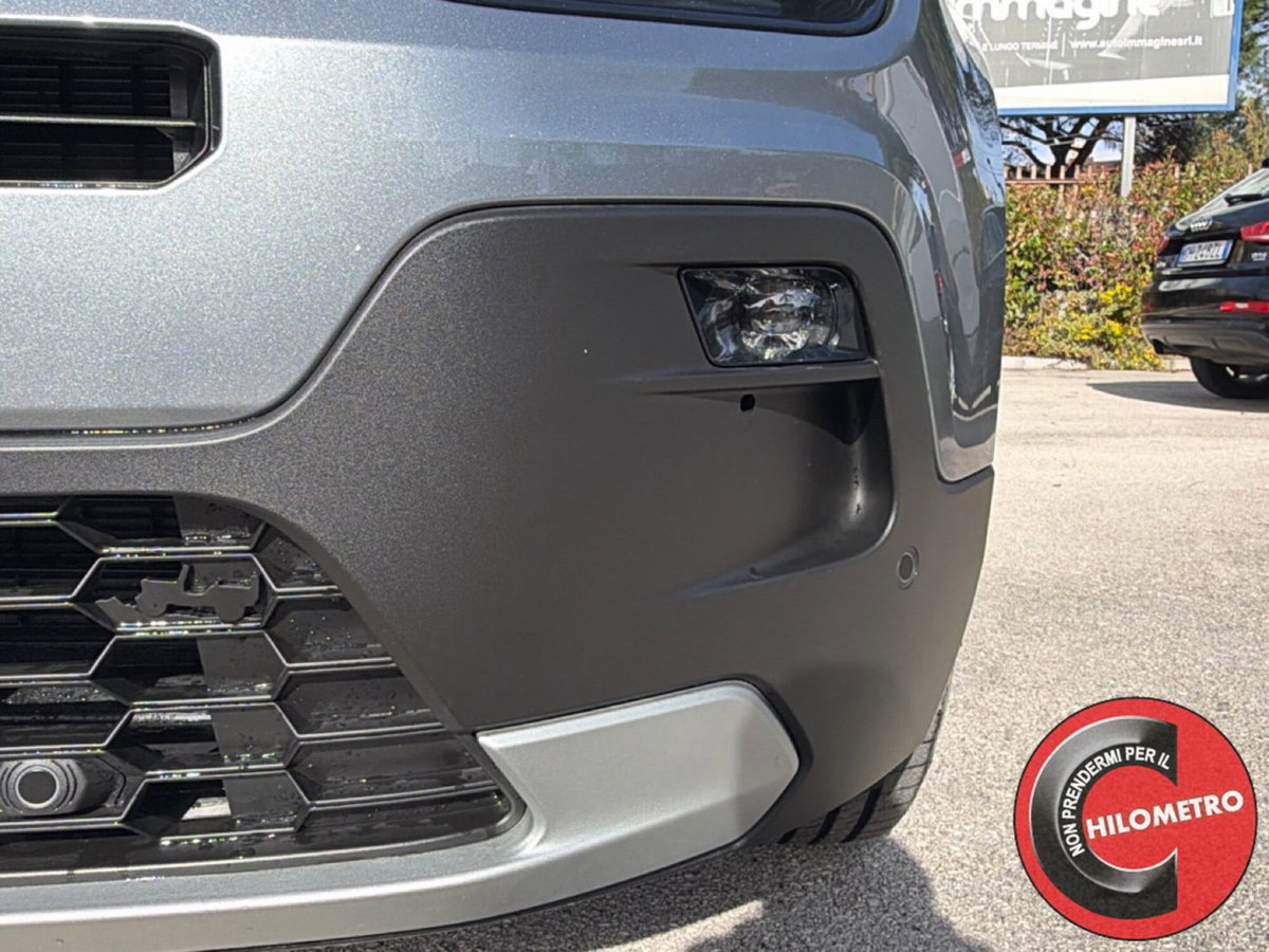 Jeep Avenger 1.2 turbo e-hybrid mhev Summit fwd 110cv edct6 (12)