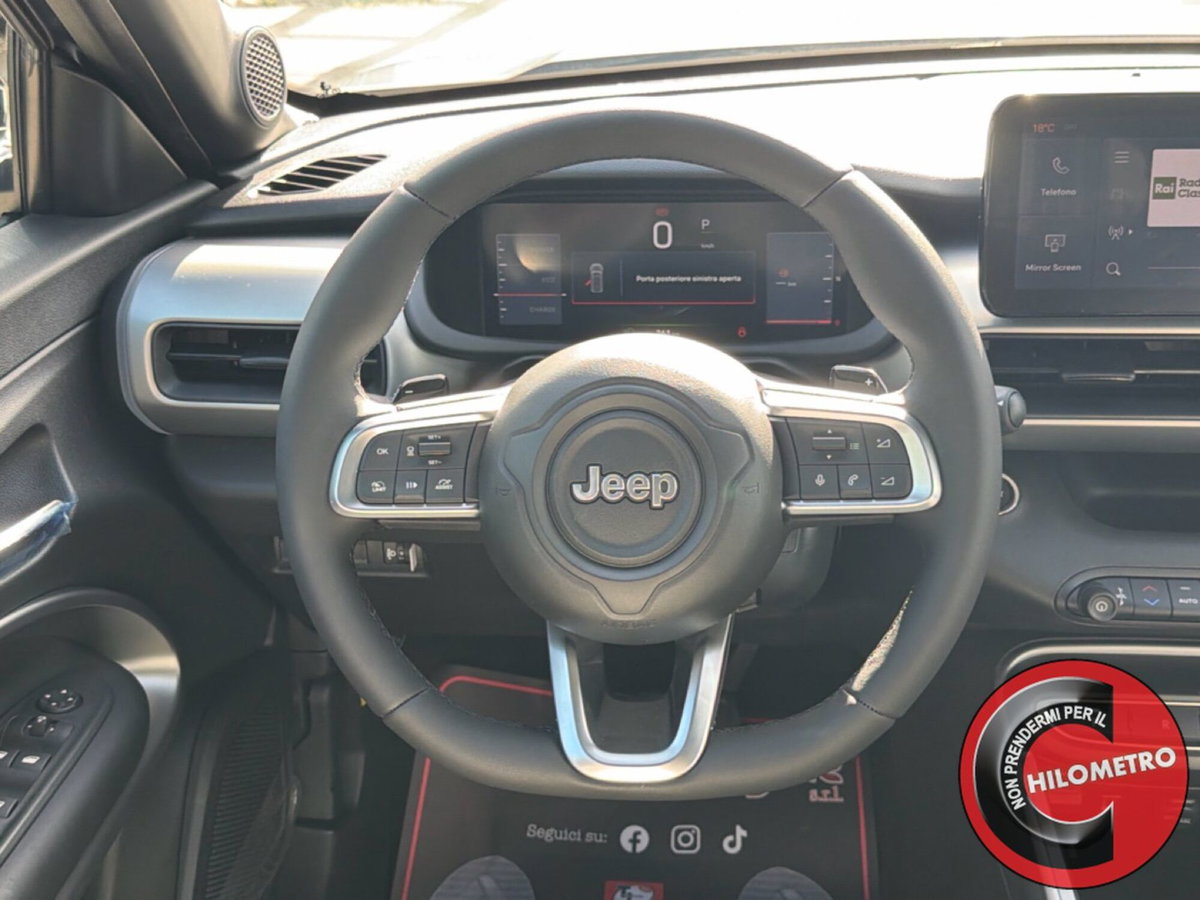 Jeep Avenger 1.2 turbo e-hybrid mhev Summit fwd 110cv edct6 (17)