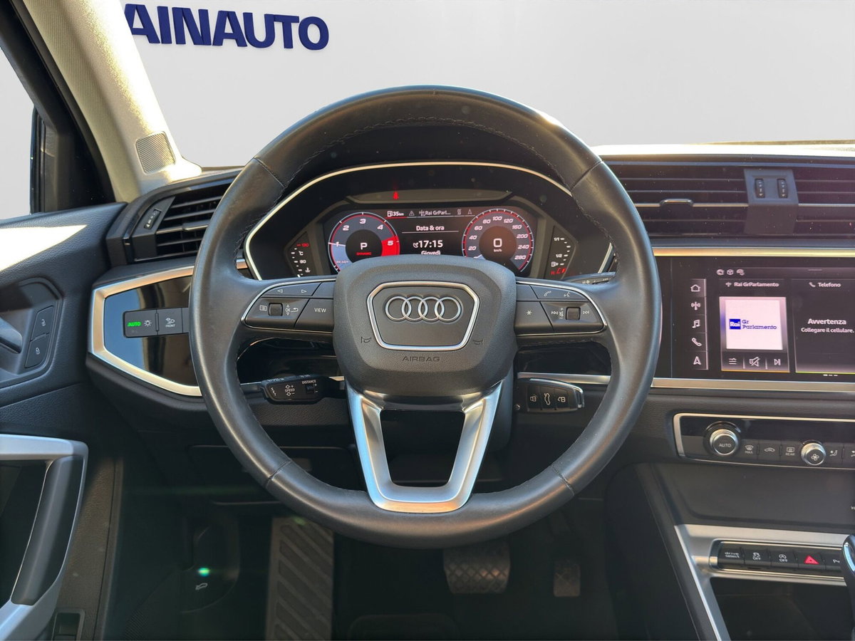 Audi Q3 Sportback Sportback 35 2.0 tdi s-tronic (11)
