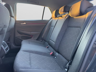 Volkswagen Golf 1.0 eTSI EVO DSG Life (14)