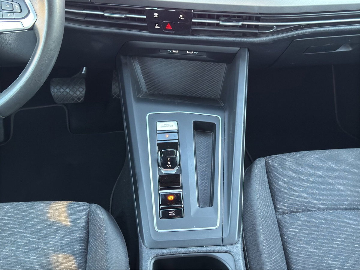 Volkswagen Golf 1.0 eTSI EVO DSG Life (16)