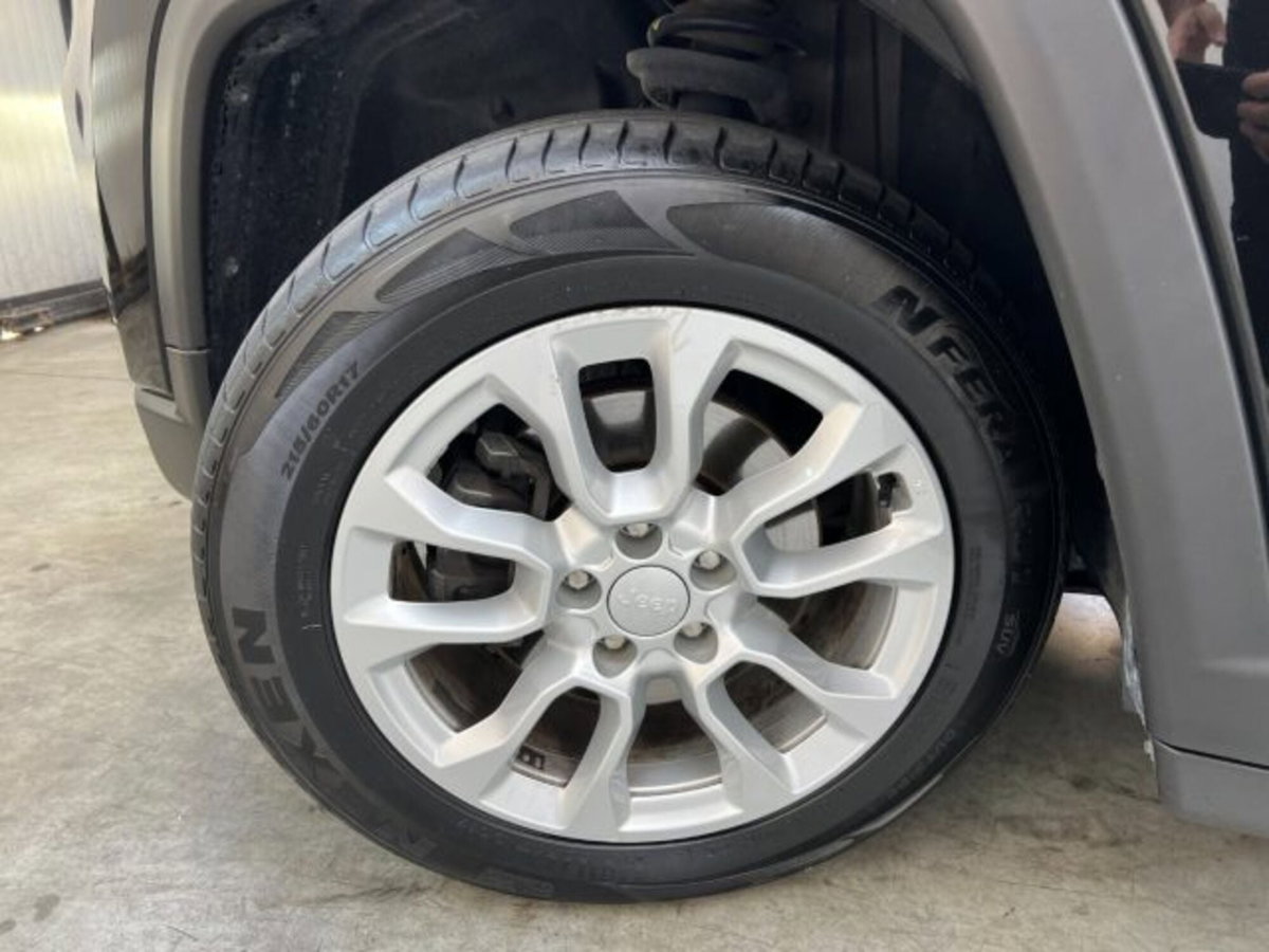 Jeep Compass 1.5 turbo t4 mhev Business 2wd 130cv dct (4)